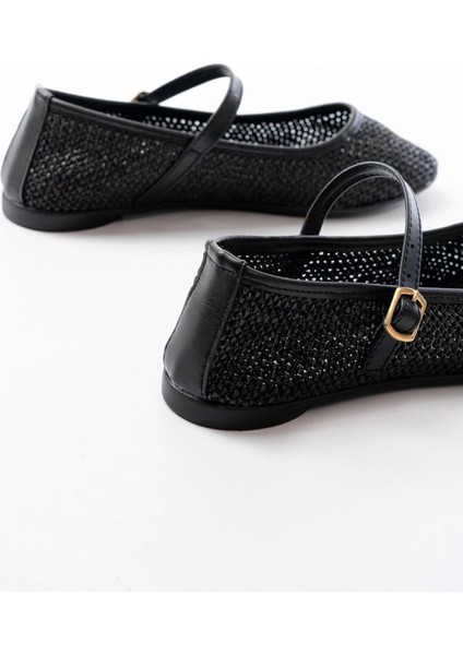 7432 Siyah Fileli Toka Detaylı Günlük Kadın Babet indirimleri