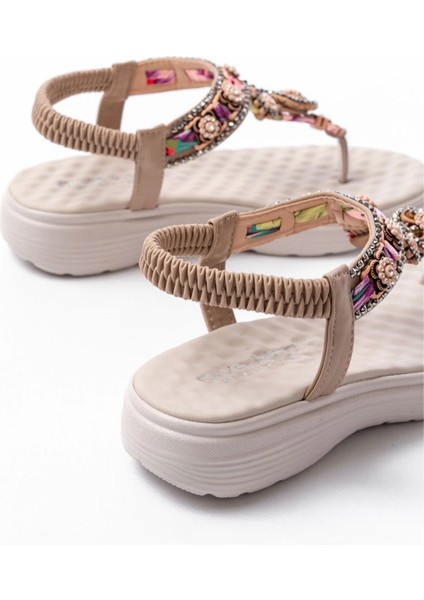 DM-609 Bej Taşlı Arka Lastikli Parmak Arası Kadın Sandalet indirimleri