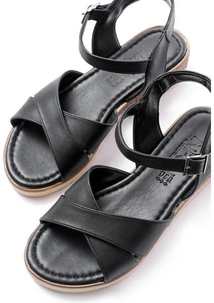 692-564 Siyah Ortopedik Taban Çapraz Tokalı Kadın Sandalet fırsatları