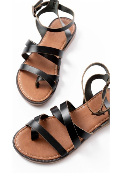 205-209 Siyah Hakiki Deri Tokalı Parmak Arası Kadın Sandalet indirimleri