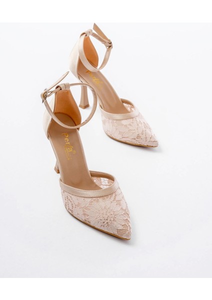 K-404 Bej Fileli Çiçek Detaylı Kadın Topuklu Ayakkabı fırsatları