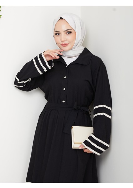 Kadın Çilek Kumaş Şerit Detaylı Kuşaklı Siyah Elbise fırsatları