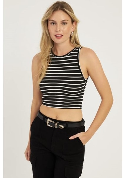 Çizgili Kısa Halter Yaka Atlet modelleri