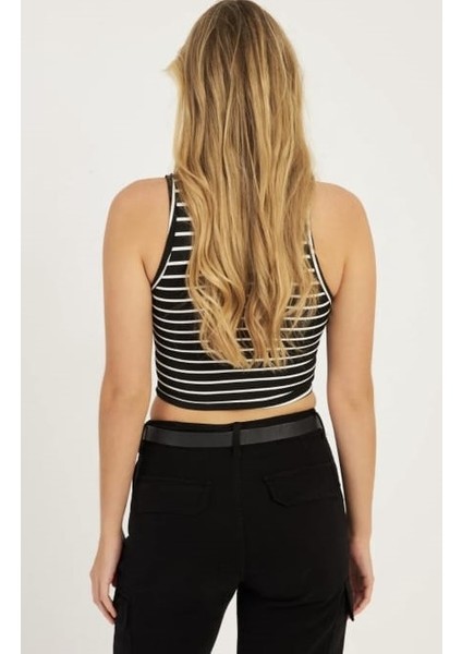 Çizgili Kısa Halter Yaka Atlet fırsatları