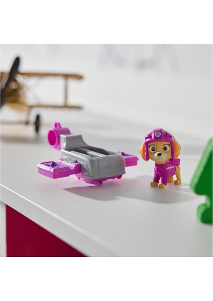 Paw Patrol: Action Pups Skye Aksiyon Figürü ve Katlanabilir Kanatlı Hoverboard Uçak Oyuncağı - 5 cm fiyatları