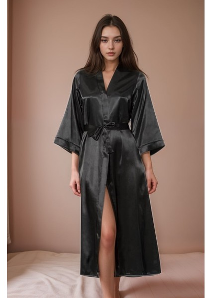Siyah Uzun Saten Dirseklerin Altında Biten Kollar Sabahlık Kimono