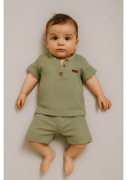 Erkek Bebek Waffle Kumaş Düğmeli Şortlu Takım