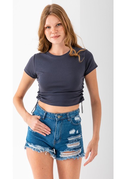 Kadın Bisiklet Yaka Yanı Stoperli Crop T-Shirt Füme - 25514 modelleri