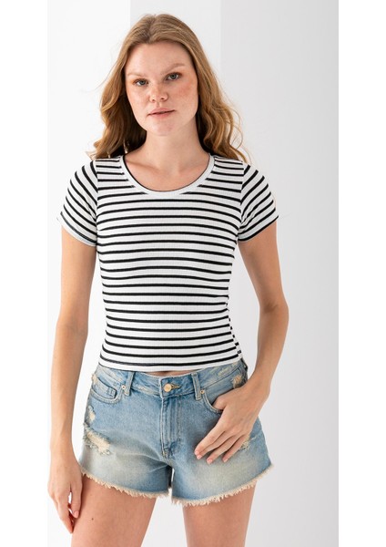 Kadın Bisiklet Yaka Çizgili Basic Body Siyah - 25509 modelleri
