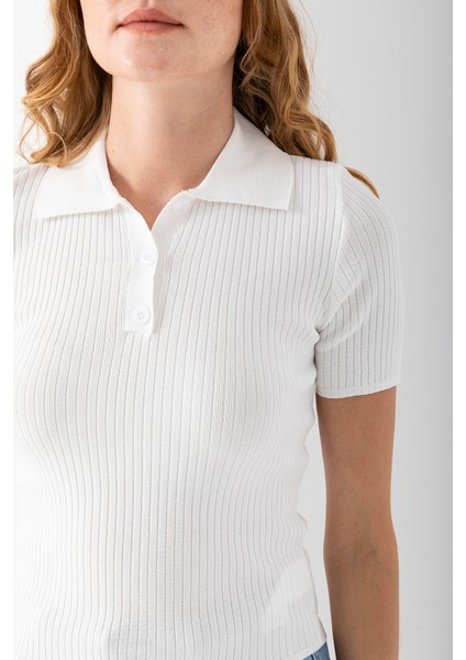 Kadın Polo Yaka Düğme Detaylı Triko Basic T-Shirt Beyaz - 4057