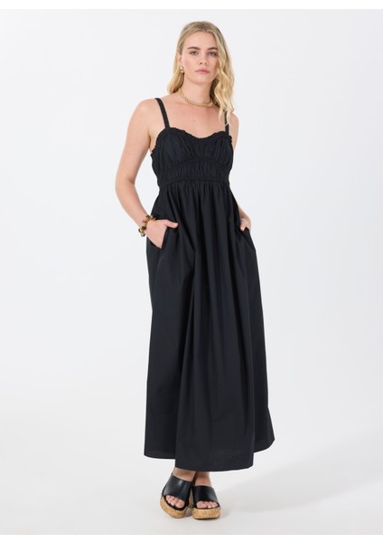 Kare Yaka Düz Siyah Standart Kadın Elbise 50537919 fiyatları