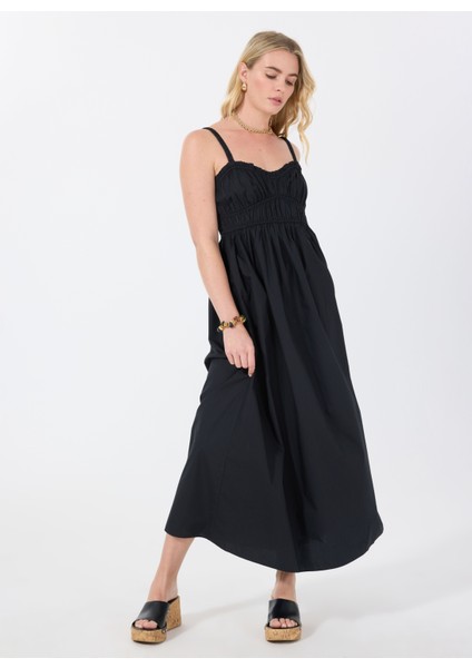 Kare Yaka Düz Siyah Standart Kadın Elbise 50537919 modelleri