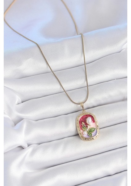 316L Çelik Gold Renk Zincir Mix Renk Incili Çiçek Işlemeli Portre Model Kadın Kolye fiyatları
