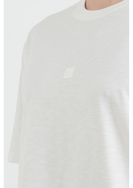 Slogan Kabartmalı Bisiklet Yaka Tişört indirimleri