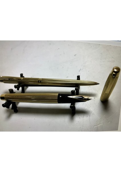Sheaffer 1970 Ler Altın Uçlu ve Altın Kaplama Kalem Takımı