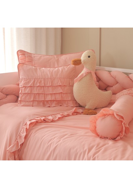 Luna %100 Pamuk Montessori Bebek Uyku Seti – Fırfırlı, Pembe Renk, Ördek Uyku Arkadaşı ile
