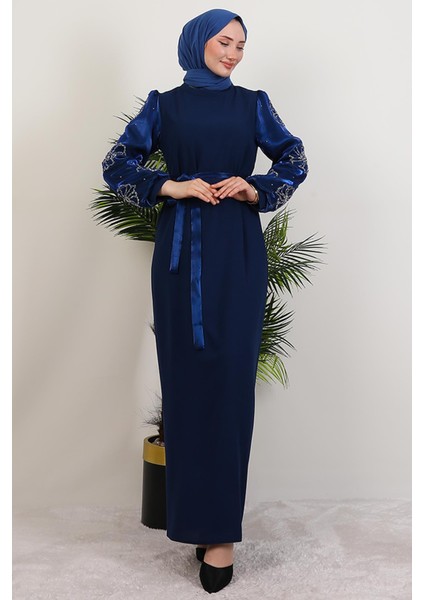 Kolu Yonca Detay Elbise Lacivert fırsatları