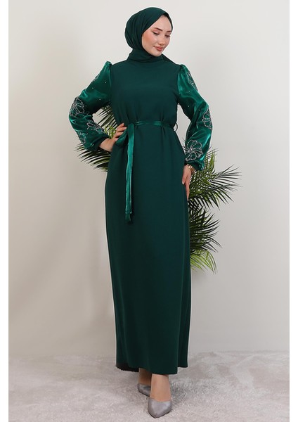 Kolu Yonca Detay Elbise Zümrüt fırsatları