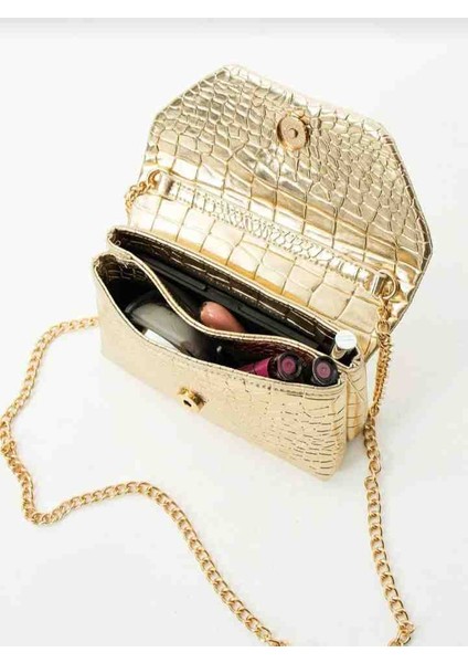 Eflan Moda Kroko Desen Küçük Boy Zincir Askılı Kadın Omuz Çantası fırsatları