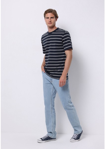 Comfort Fit Yuvarlak Yaka Çizgili Erkek Lacivert Kısa Kol Tişört modelleri