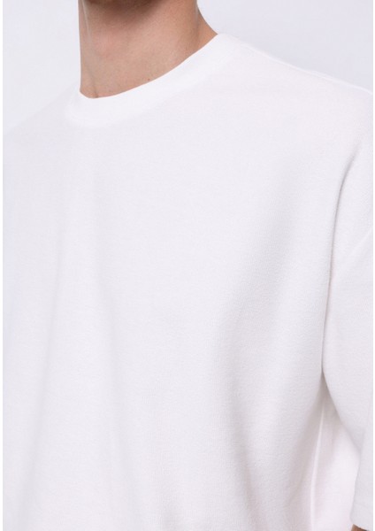 Oversize Fit Yuvarlak Yaka Düz Erkek Beyaz Kısa Kol Tişört fırsatları
