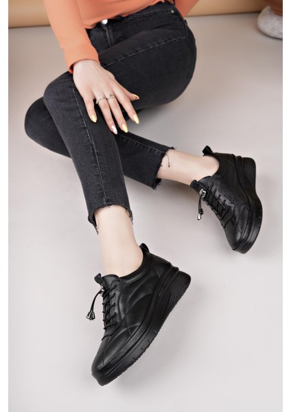 Modessa 123 Siyah Lastik Bağcıklı Hakiki Soft Deri Kadın Ayakkabı modelleri