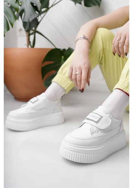 Dvm 1111 Beyaz Cırtlı Kalın Taban Kadın Sneakers fiyatları