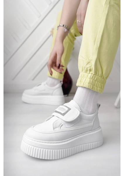 Dvm 1111 Beyaz Cırtlı Kalın Taban Kadın Sneakers fırsatları