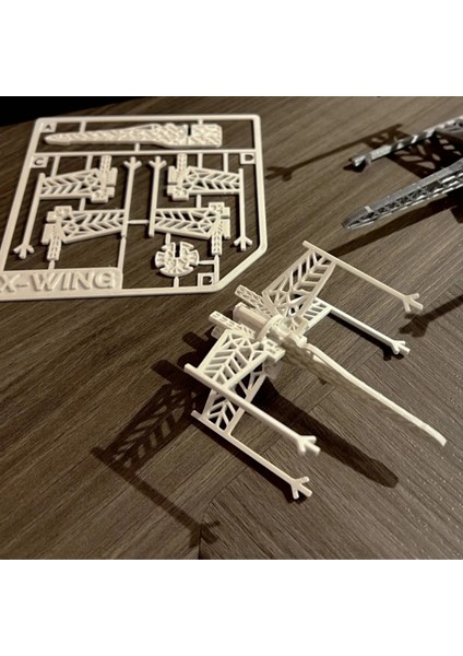 Kar Tanesi X-Wing Kit Kartı