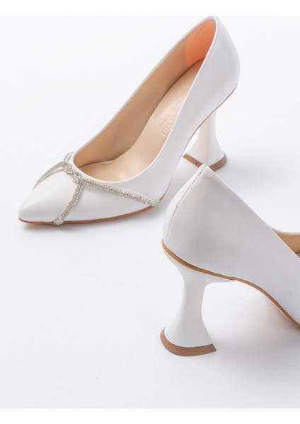 K-10 Beyaz Günlük Sarmal Taşlı Topuklu Kadın Ayakkabı indirimleri
