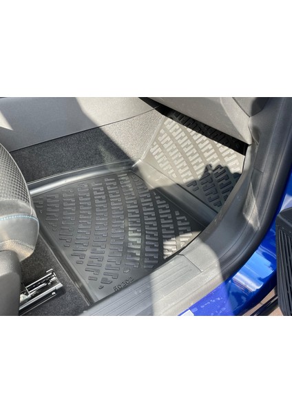 Renault Austral Mild Hybrıd 3D Siyah Havuzlu Paspas 2023 ve Sonrası fırsatları