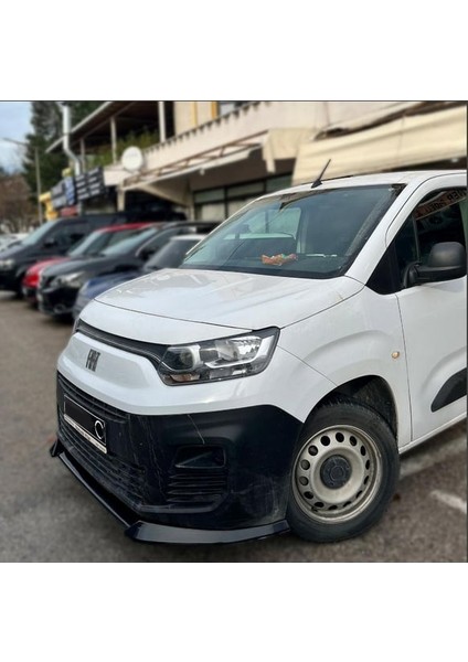 Doblo 5 2021 Üstü Ön Lip (( Parlak Siyah ))