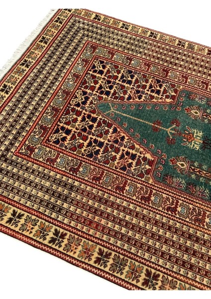 El Dokuma Sıfır Bünyan Halısı Seccade 118X185 Su Yeşili Namazlık modelleri