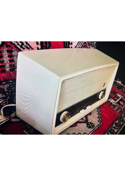 Grundig Type 88 Orjinal Fm’li Antika Lambalı Radyo
