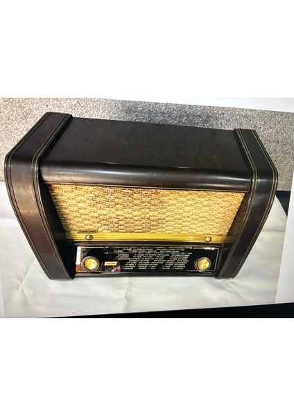 Tonfunk Marka Antika Lambalı Radyo -Çalışır Durumda