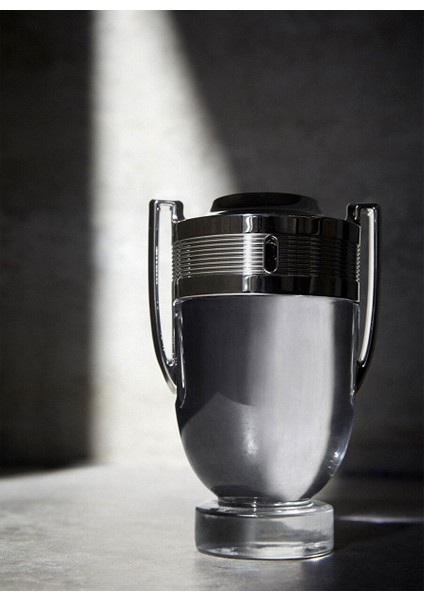 Invictus Spray 50 ml Erkek Parfüm