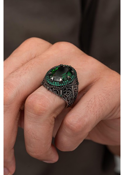 Oval Yeşil Taşlı 925 Erkek Gümüş Yüzük modelleri