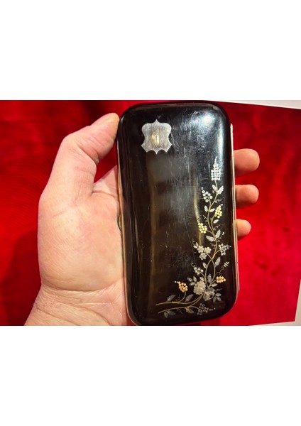 Gümüş Işlemeli Baga Kutu 14 cm 7 cm 2 cm Ölçülerinde