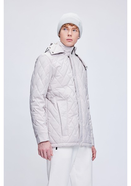 Taş Regular Fit Hakim Yaka Kapitone Kapüşonlu Mont modelleri