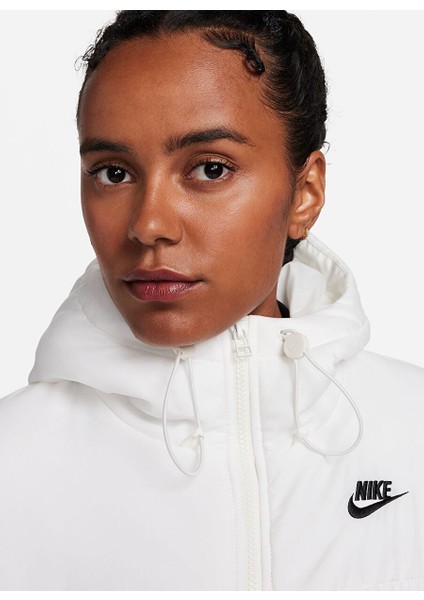 Beyaz Kadın Kapüşon Yaka Mont FB7672-133-W Nsw Esstl Thrmr Clsc P fırsatları