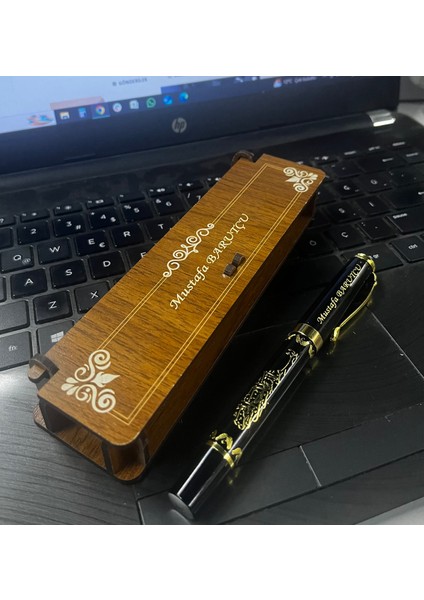 Ahşap Kutulu Altın Yaldızlı Besmele-i Şerif Kabartmalı Roller İmza Kalem fiyatları