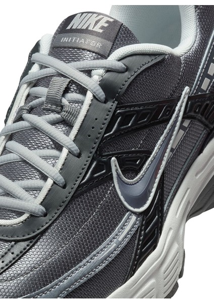 IB3083-001 Nıke Inıtıator Gri Erkek Lifestyle Ayakkabı indirimleri