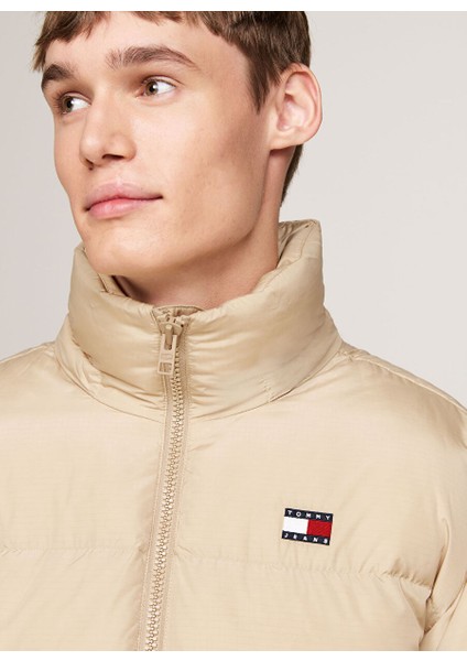 Alaska Puffer Ext Kapüşonlu Nakışlı Bej Erkek Mont DM0DM19537AB9TJM modelleri