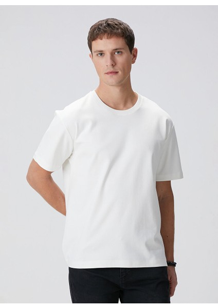 Ekru Erkek Comfort Fit T-Shirt 1094087