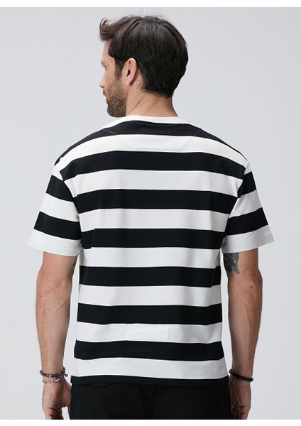 Beyaz Erkek Relaxed T-Shirt 1094331 indirimleri