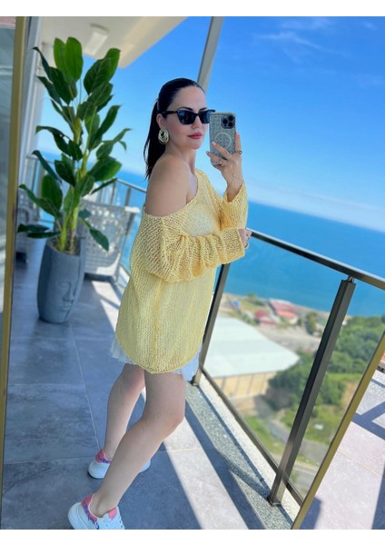 Kadın Oversize %100 Viskon Ajurlu Açık Sarı Bluz