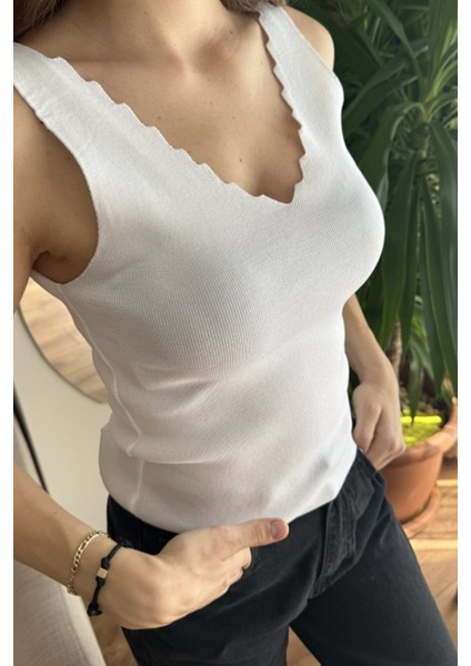 Kadın Fitilli Merdiven Yaka Sıfır Kol Triko Örme Yazlık Askılı T-Shirt Esnek Standart Beden modelleri