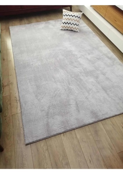 Gri Peluş Yumuşak Tüylü Puf Kaymaz Taban Yıkanabilir Halı