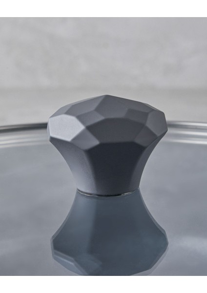 20 cm Krem Tencere, Dayanıklı ve Şık, Mutfakta Pratik Kullanım indirimleri