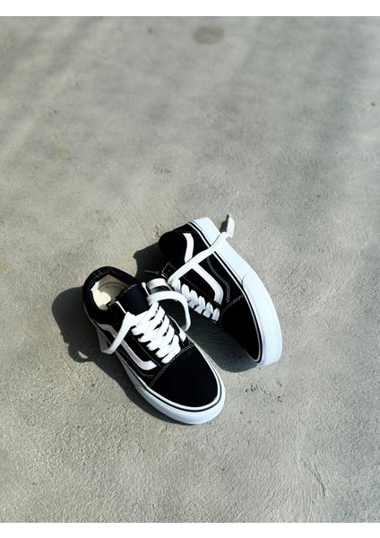 Melodi Siyah Beyaz Kanvas Sneaker – Günlük Okul Ayakkabı